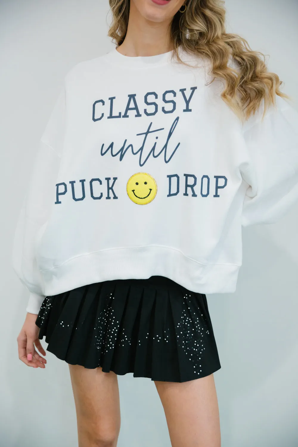 CLASSY UNTIL PUCK DROP PULLOVER