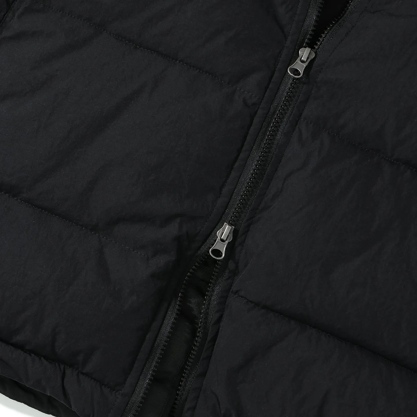 CONTRAST SLEEVE PUFFER JACKET