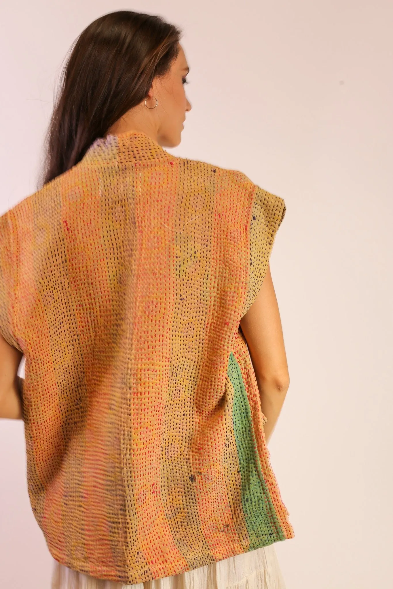 KANTHA VEST YAVAS