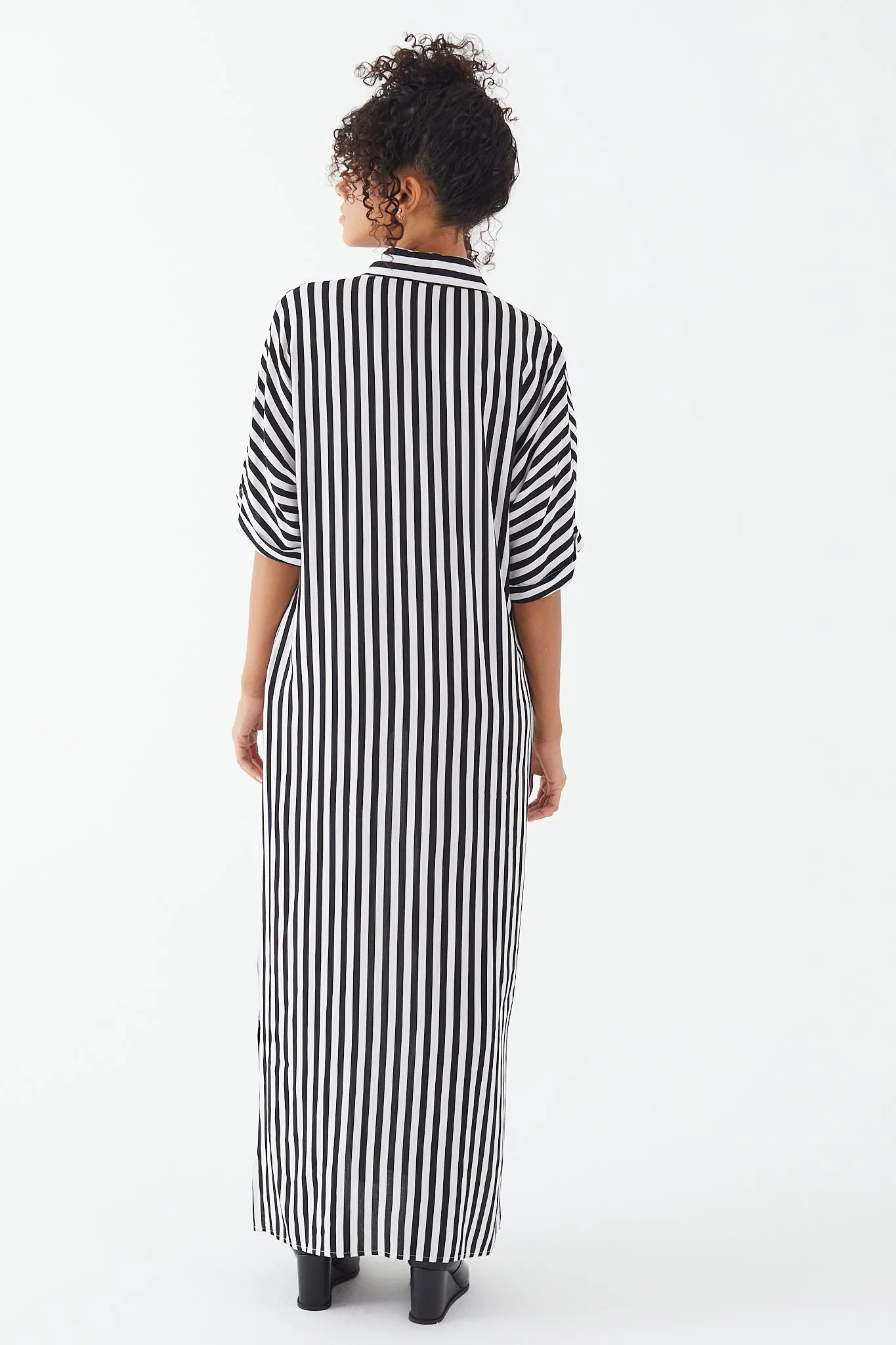 Relaxed In Stripe Shirt Dress