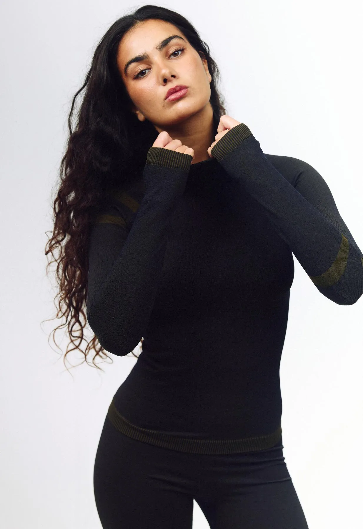 Sloobie Telluride Thermal Base Layer Top in Black