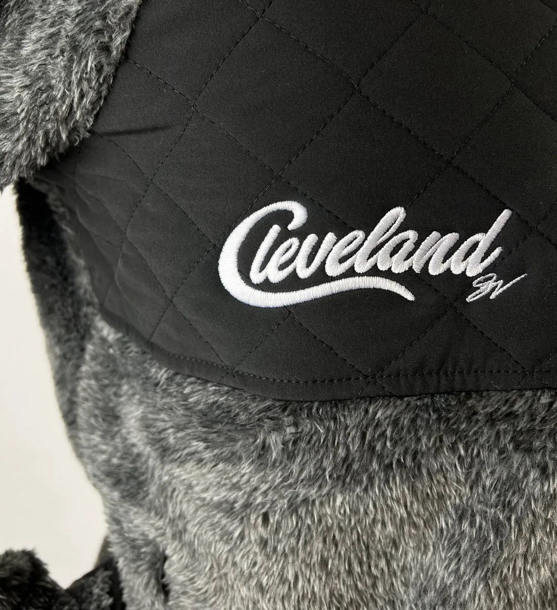 Womens Fuzzy Cleveland Script Pullover Fleece