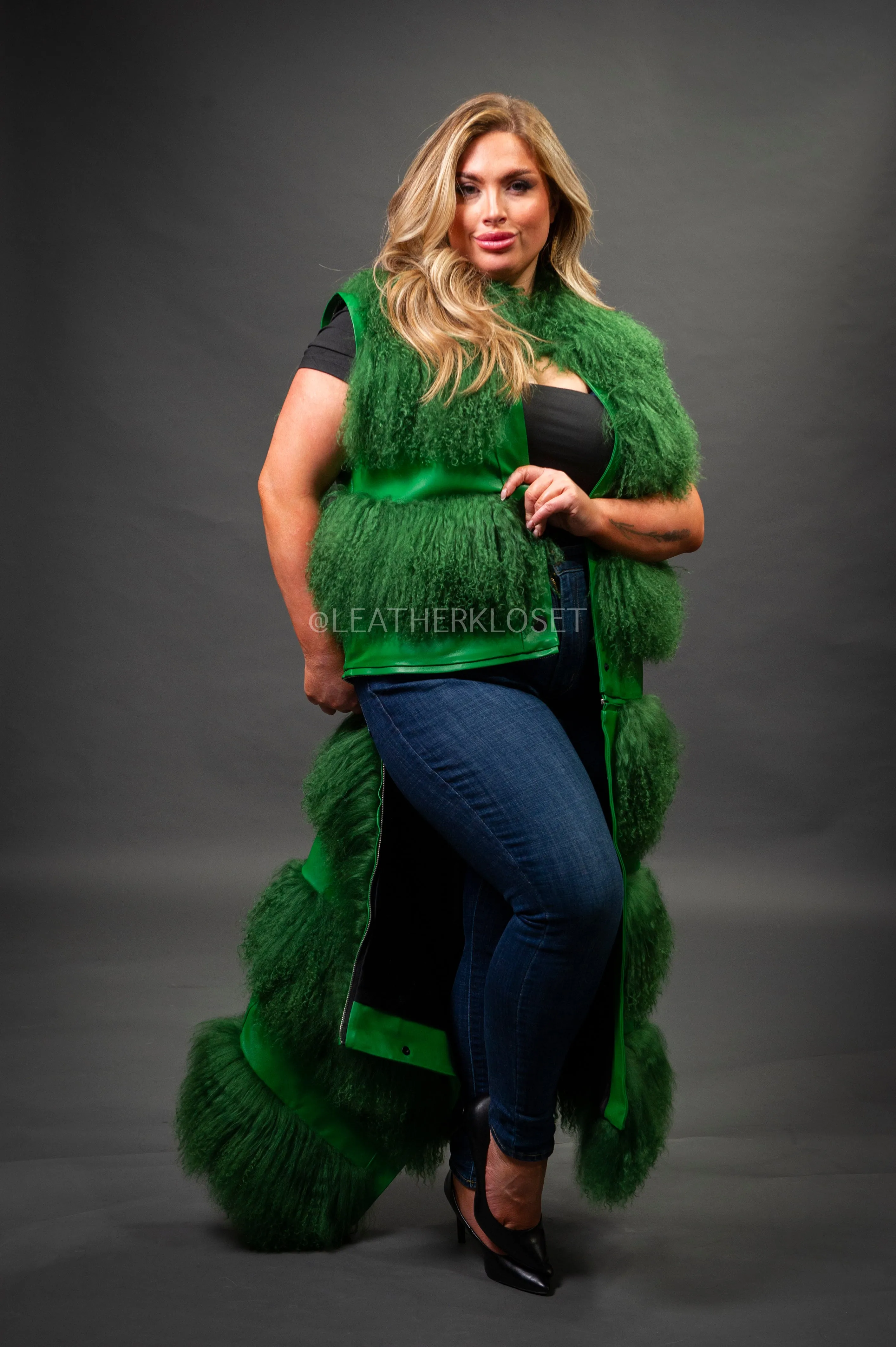 Women's Suede And Mongolian Lamb Fur Convertible Coat [Green]